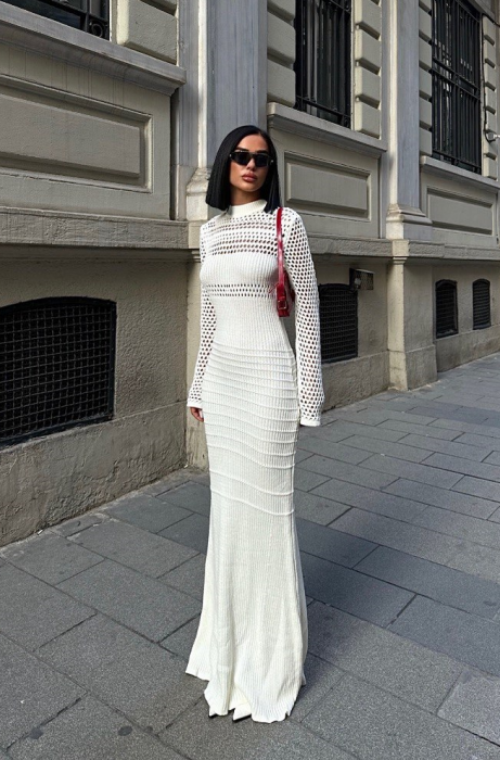 Rochie cambrata cu decupaje [3]