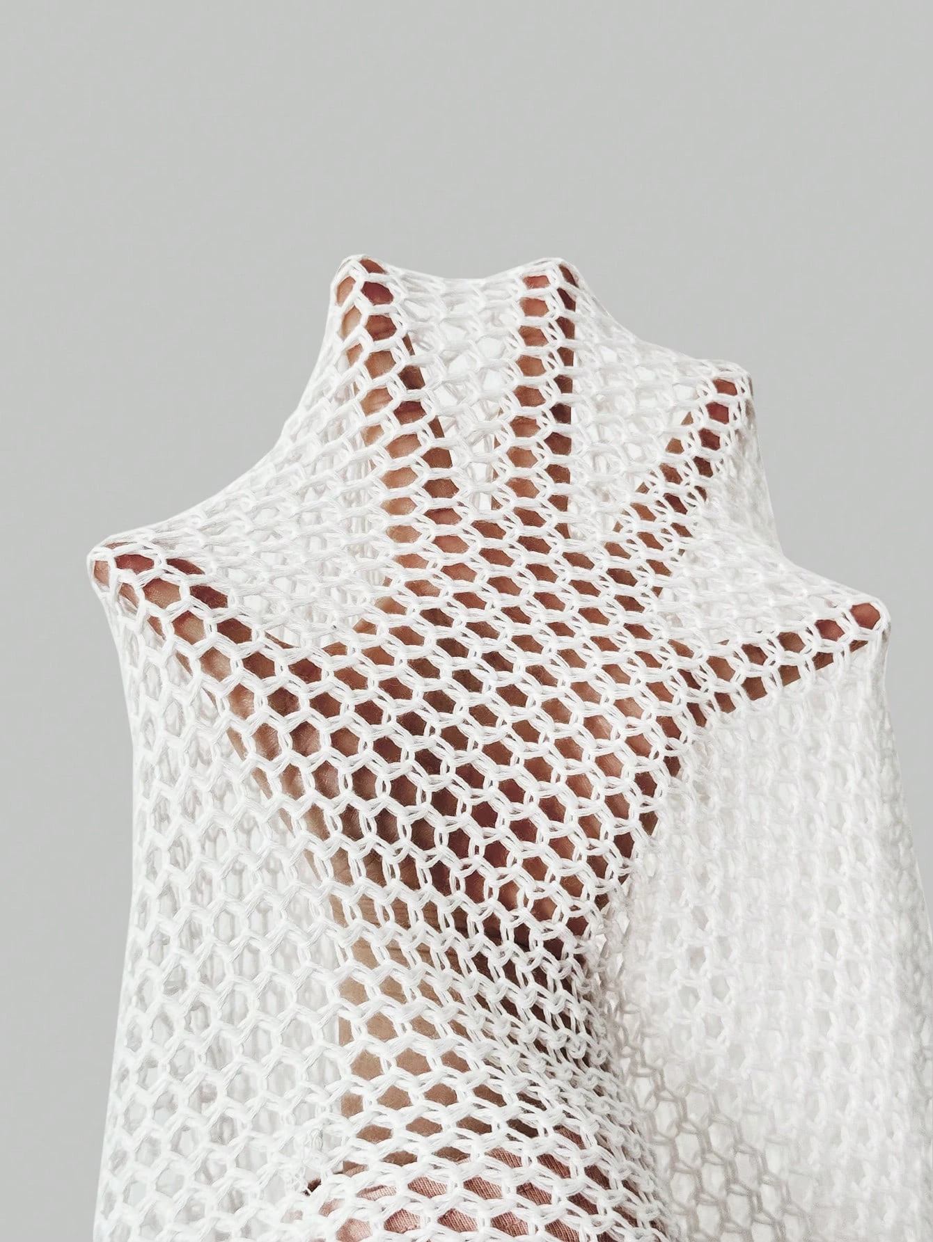 Rochie lunga de plaja, din material tricotat, alb, cu snur [5]