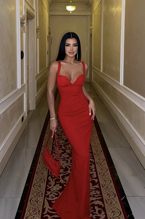 Rochie lunga eleganta cu decolteu adanc [4]