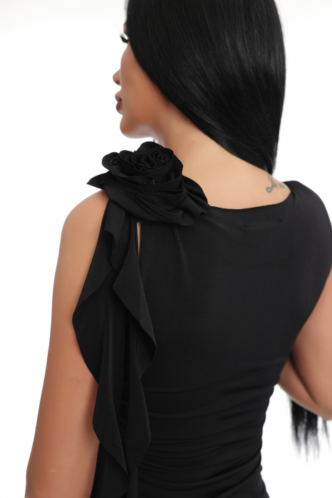 Rochie mini cu volane [5]