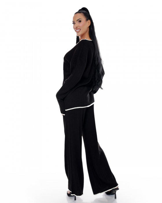Set format din pantaloni evazati si bluza cu snur, negru [2]