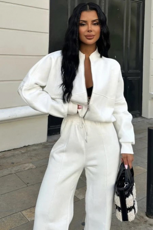 Trening lejer cu pantaloni evazati [2]