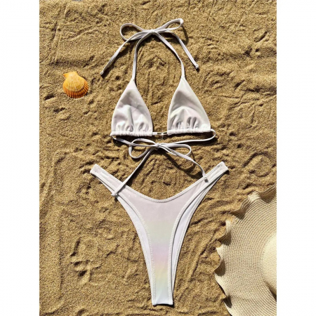 Costum de baie cu aspect stralucitor si talie inalta [1]