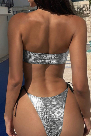 Costum de baie din 2 piese, cu imprimeu si aspect stralucitor [1]