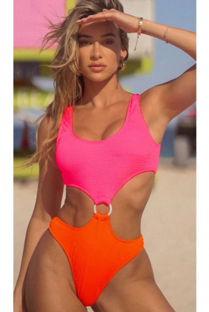 Costum de baie intreg cu decupaj [0]