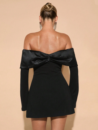 Rochie scurta neagra pe umeri [1]