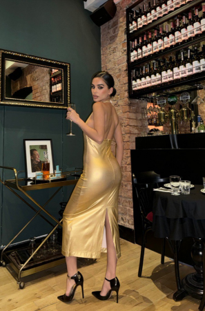 Rochie Aurie Midi Elegantă cu Spatele Gol pentru Femei [1]