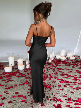 Rochie lunga din satin perfecta pentru evenimente [2]
