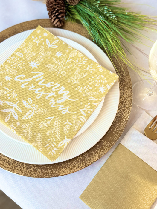 Servetele de masa festive pentru Craciun, Softpoint - Merry Christmas (auriu) / 38 x 38 cm / 20 buc [4]