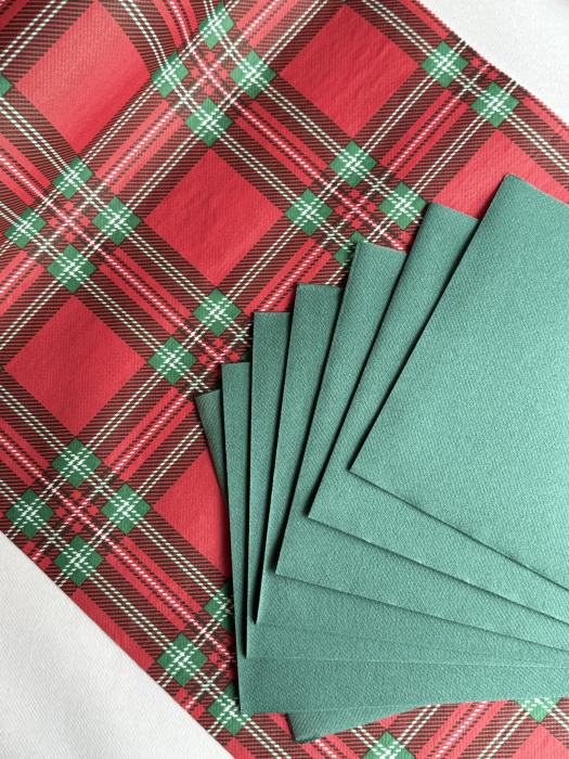 Set accesorii decorative masa festiva de Craciun/Revelion - servetele festive si traversa de masa Linclass Charles Green [2]