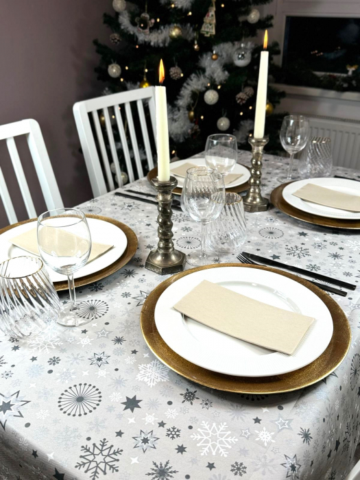 Set accesorii decorative masa festiva - fata de masa si servetele festive - Linclass Snowflakes Pebble Stone [2]