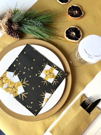 Produse - Servetele de masa festive Softpoint - Gifts / 40 x 40 cm / 20 buc