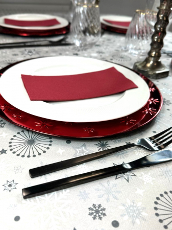 Set accesorii decorative masa festiva - fata de masa si servetele festive - Linclass Snowflakes Bordo [7]