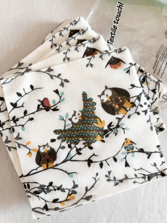 Servetele de masa festive Textile Touch - Wina Brown ( model cu bufnite) / 40 x 40 cm / 12 buc [1]