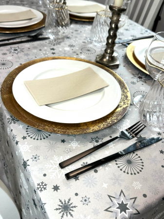 SETURI de masa - Set accesorii decorative masa festiva - fata de masa si servetele festive - Linclass Snowflakes Pebble Stone
