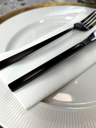 Set accesorii decorative masa festiva - fata de masa si servetele festive - Linclass Snowflakes White [8]
