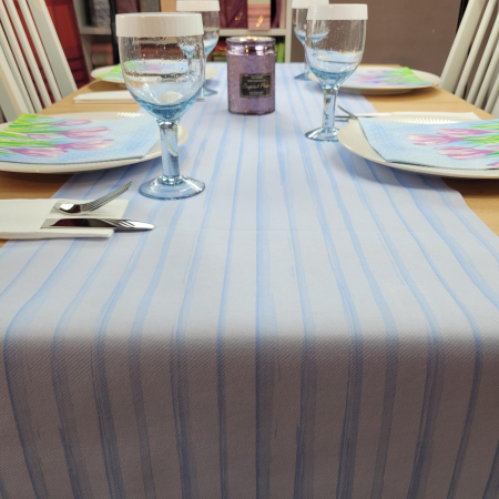 DECOR ANIVERSARI COPII - Traversa masa - Linclass Stripes (baby blue) / 40cm x 24 m / 1 rola