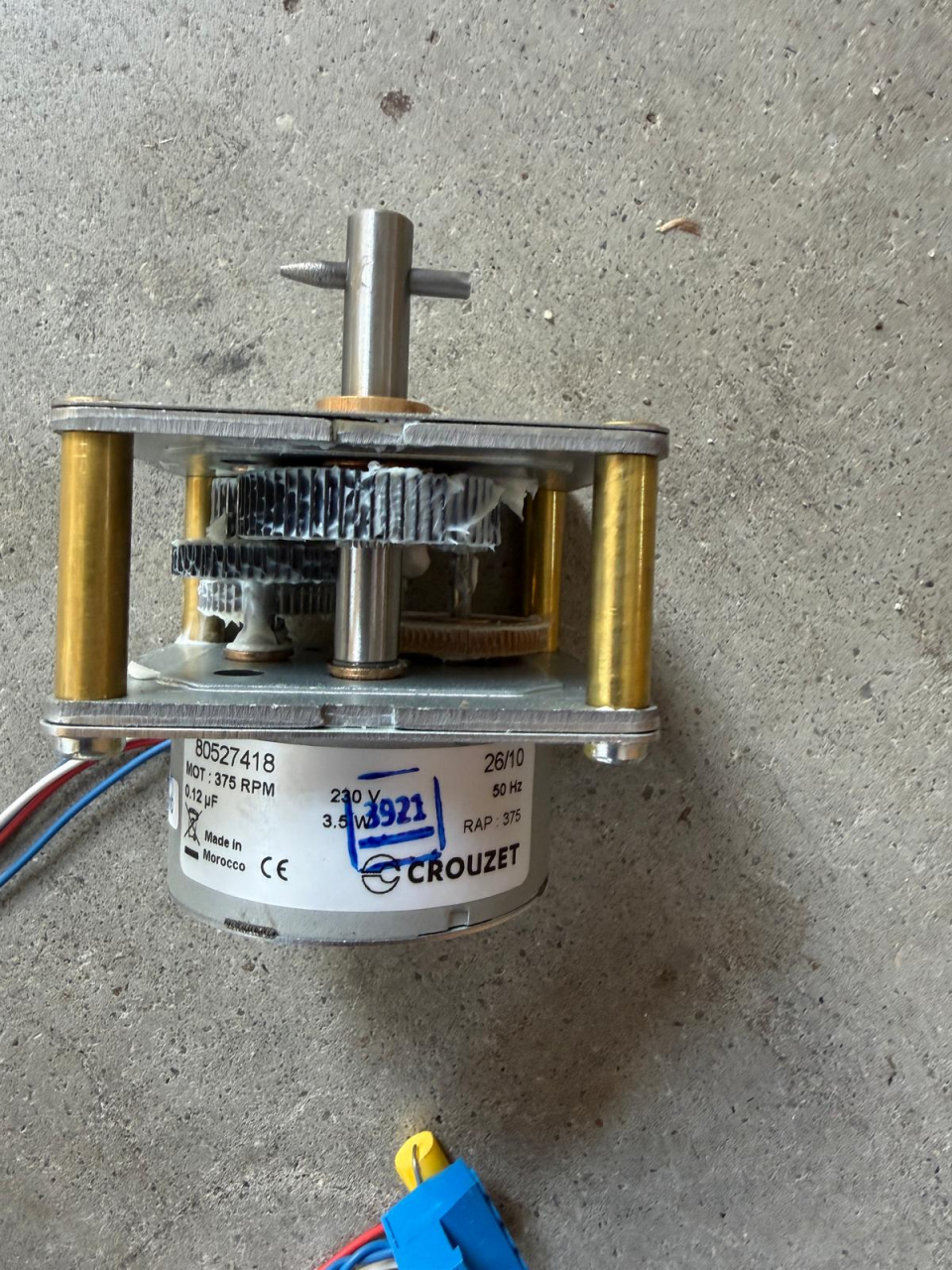 Motor  pentru aparat kebap / shaorma, cu motor jos, mufe conexiuni si condensator incluse, marca Kalitegaz [2]