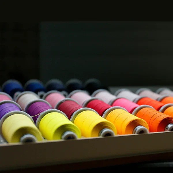 Ghidul complet pentru ațe și materiale de broderie