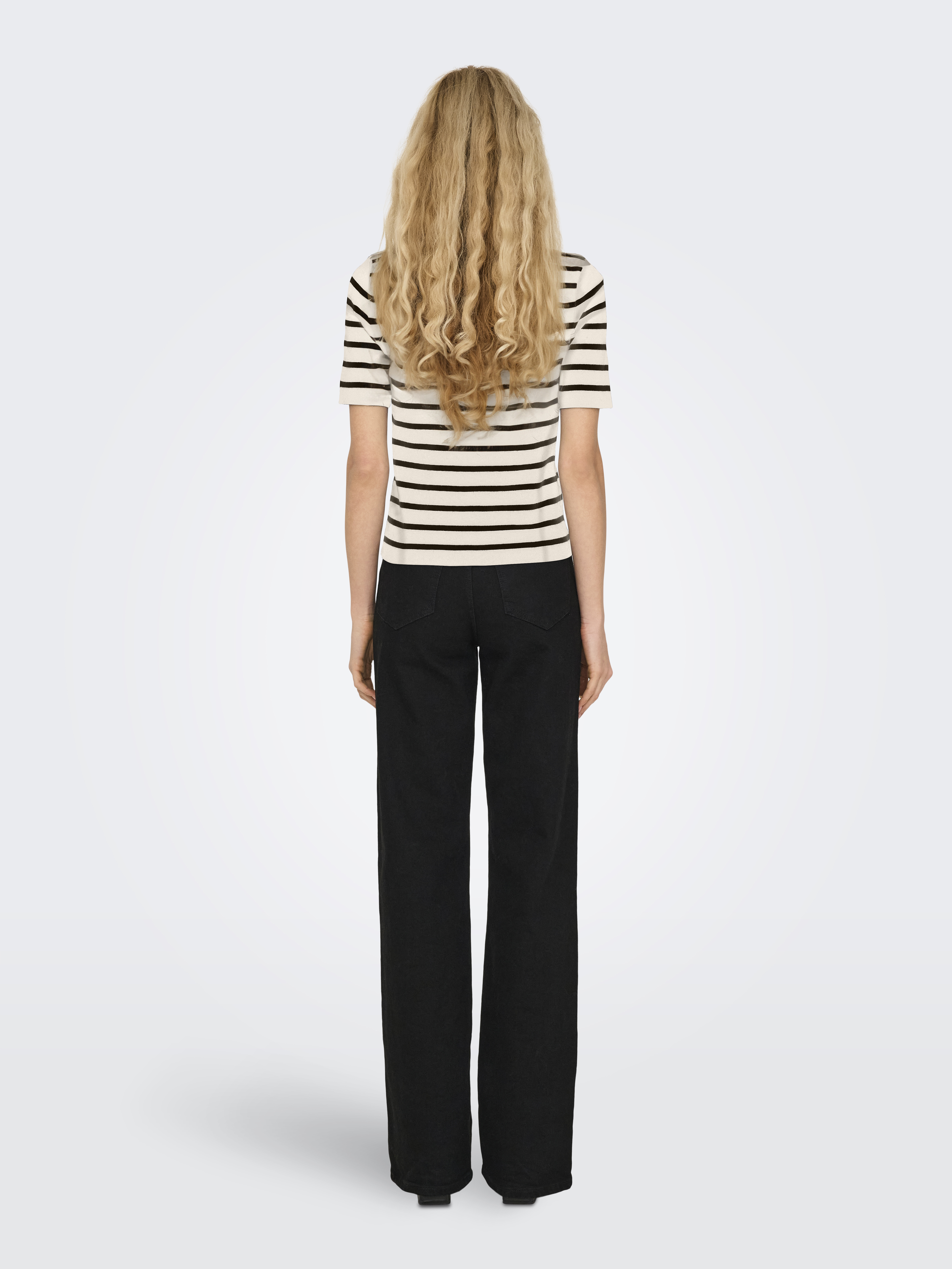 Only Свитер Cloud Dancer Black Str [2]