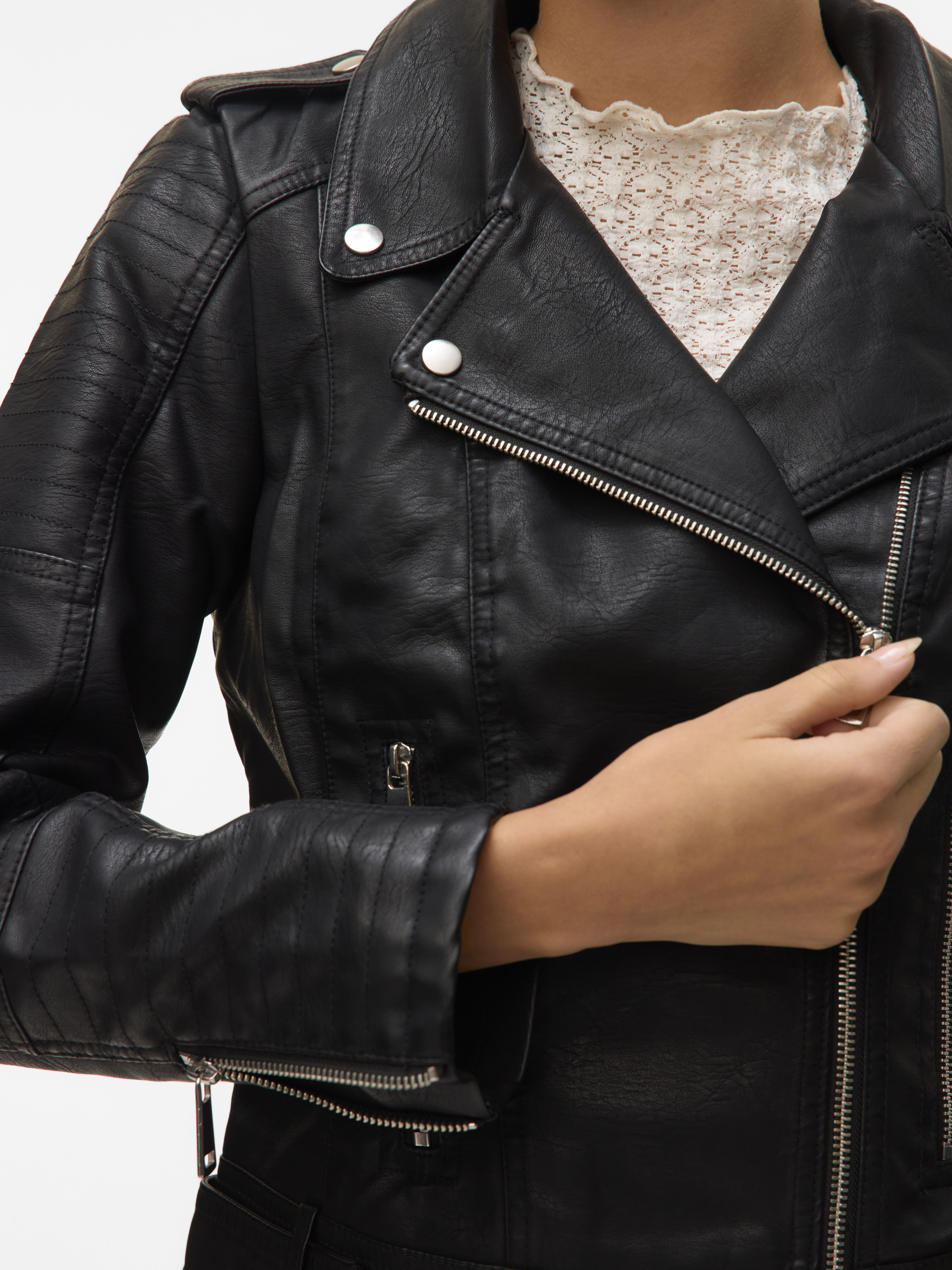 Vero Moda Женская Куртка Чёрная  [5]