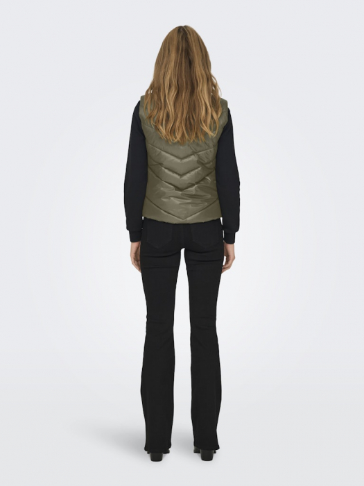 JDY Женский Жилет Ivy Green  [2]