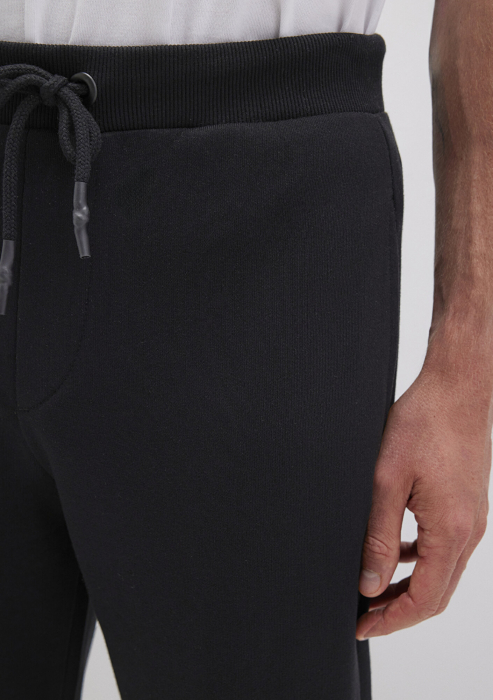 Mavi Pantaloni Negri Regular Straight Barbati [6]