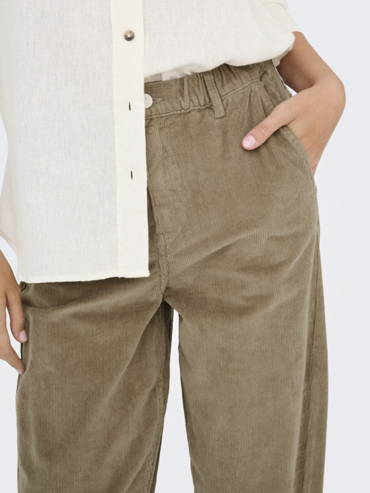 Only Pantaloni Bej Carrot Femei [3]