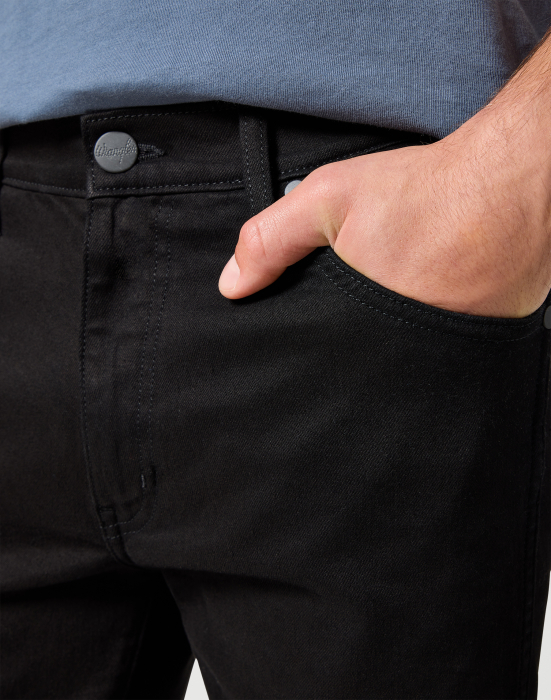 Wrangler Blugi Negri LARSTON Slim Tapered Barbati [4]