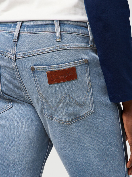 Wrangler Мужские Джинсы Светло-Синие GREENSBORO Regular Straight [5]