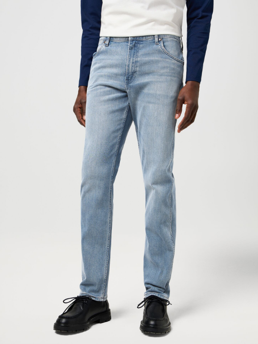 Wrangler Мужские Джинсы Светло-Синие GREENSBORO Regular Straight [2]
