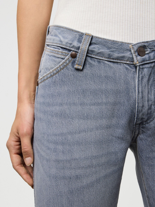 Wrangler Женские Джинсы Светло-Серые LOW RISE COWBOY JEAN Straight [4]