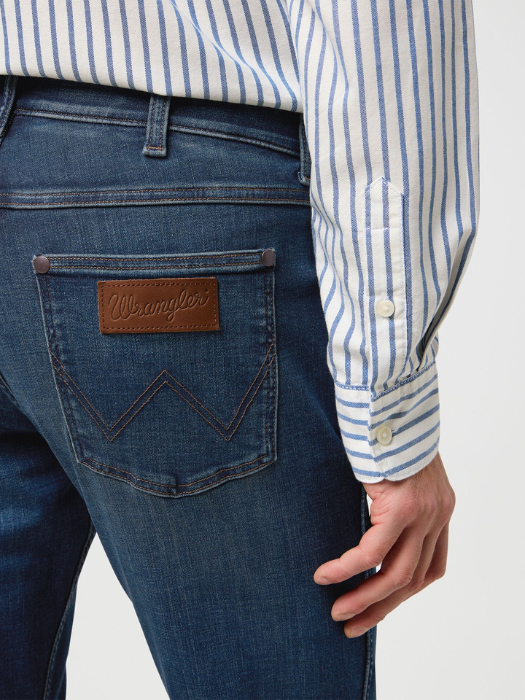 Wrangler Мужские Джинсы Marine Tint Greensboro Regular Straight [5]