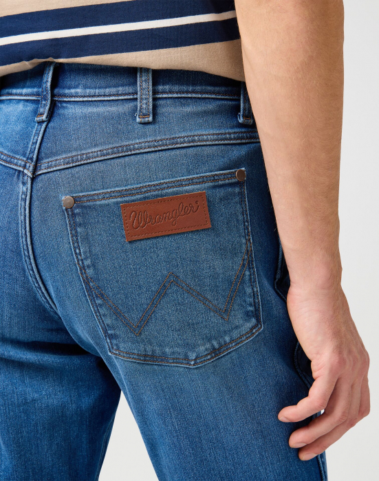 Wrangler Blugi Albastri RIVER Tapered Barbati [4]
