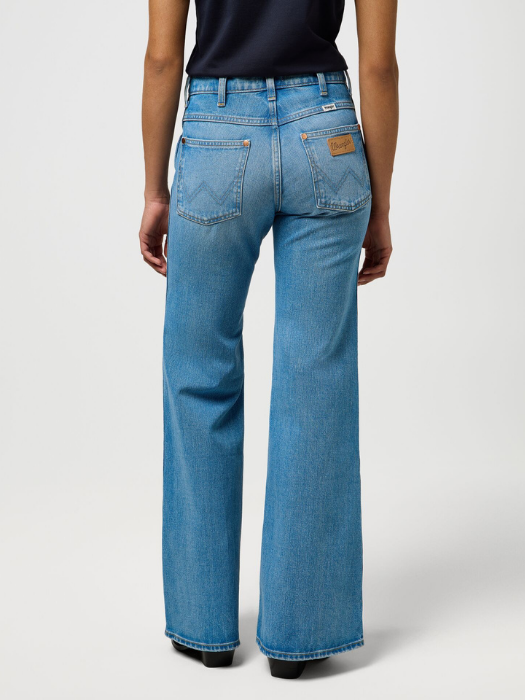 Wrangler Женские Джинсы Светло-Синие 70s Flare Flare [3]