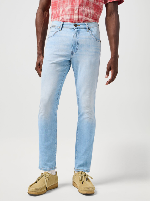Wrangler Blugi Albastri Deschisi LARSTON Slim Tapered Barbati [1]