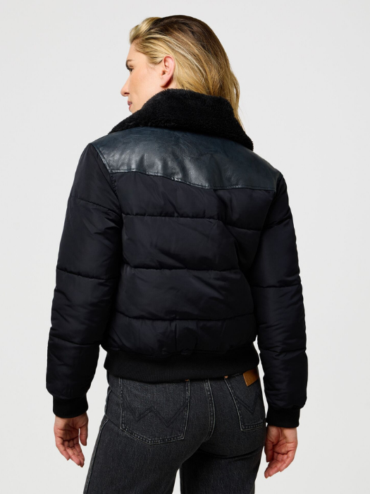 Wrangler Geaca Neagra Regular Femei [5]