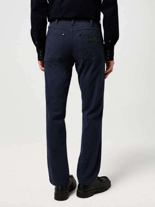 Wrangler Pantaloni Navy Regular Straight Barbati [2]
