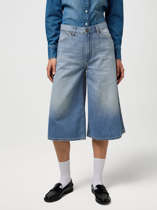 Wrangler Pantaloni Scurti Albastri Deschisi Regular Femei [2]