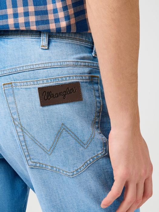 Wrangler Pantaloni Scurti Albastri Deschisi Regular Barbati [4]