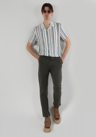 IMBRACAMINTE - COLIN'S Pantaloni Haki Regular Barbati
