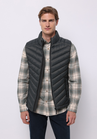 ОДЕЖДА - COLIN'S Жилет Olive Slim