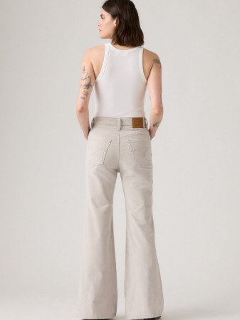 Levi's Pantaloni Bej Ribcage Femei [3]