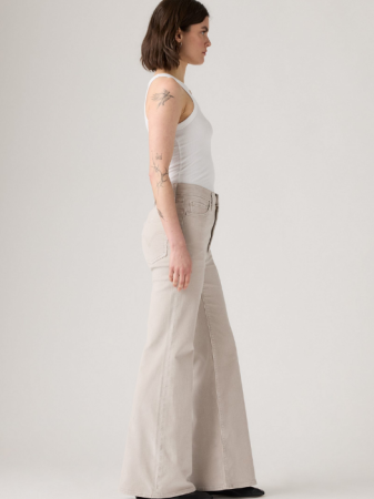 Levi's Pantaloni Bej Ribcage Femei [1]