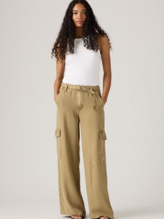 IMBRACAMINTE - Levi's Pantaloni Bej Baggy Femei