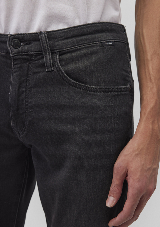 Mavi Blugi Gri Inchis Marcus Slim Straight Barbati [4]