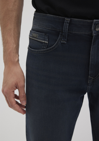 Mavi Blugi Albastri Marcus Slim Straight Barbati [5]