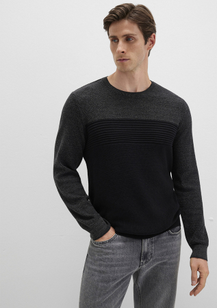 BARBATI - Mavi Pulover Negru Fitted Barbati