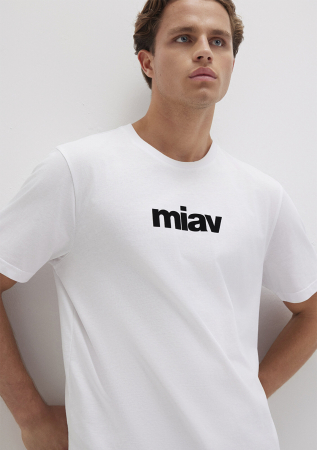 IMBRACAMINTE - Mavi Tricou Alb Regular Barbati