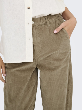 Only Pantaloni Bej Carrot Femei [2]